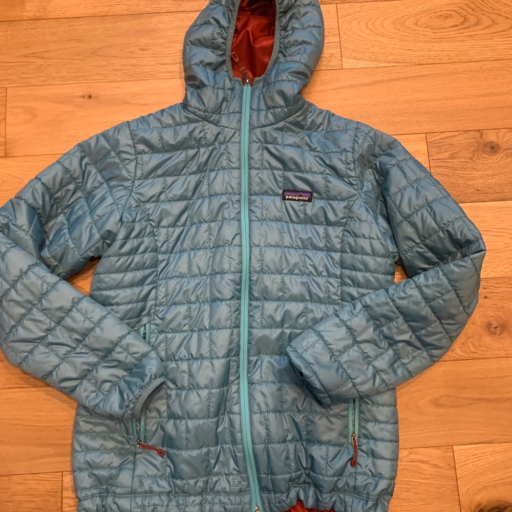 Patagonia women’s nano puff hoodie